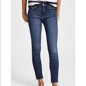 Mother The Looker Ankle Fray medium wash